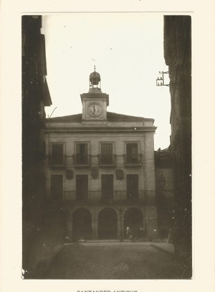27 - Ayuntamiento. Plaza Vieja