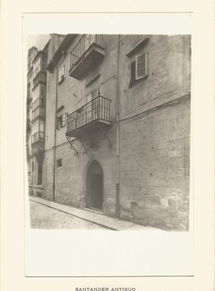 71 - Casa llamada de la Inquisición. Rua Mayor